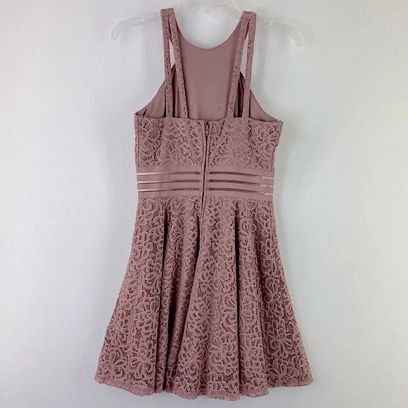 HOMECOMING City Studio Lace Fit Flare Rose Dress - Picture 5 of 8